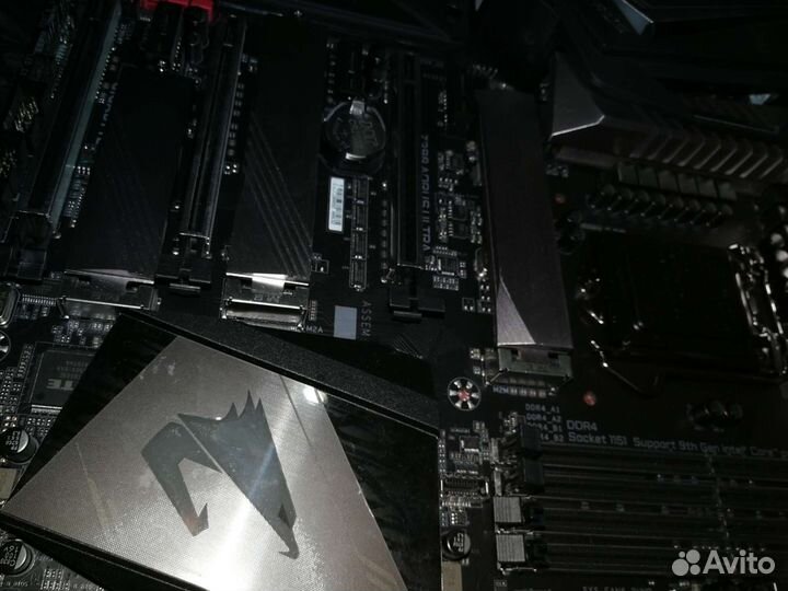 Материнская плата z390