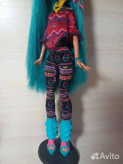 Кукла монстер хай Изи дауденсер