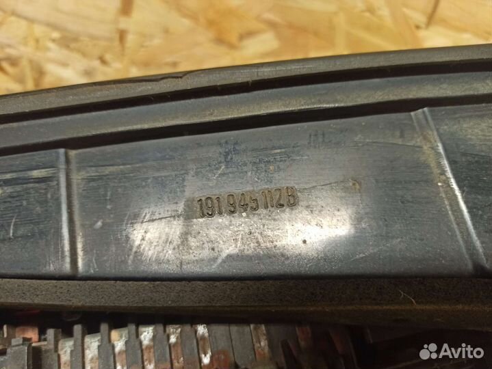 Фонарь правый Volkswagen Golf 2