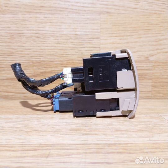 Блок управления зеркалами Subaru Tribeca B9