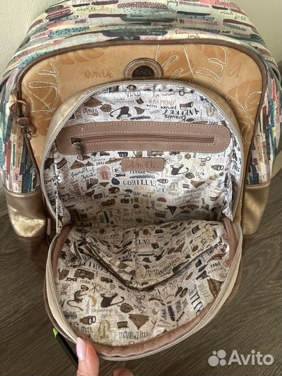 Продам рюкзак/портфель anekke