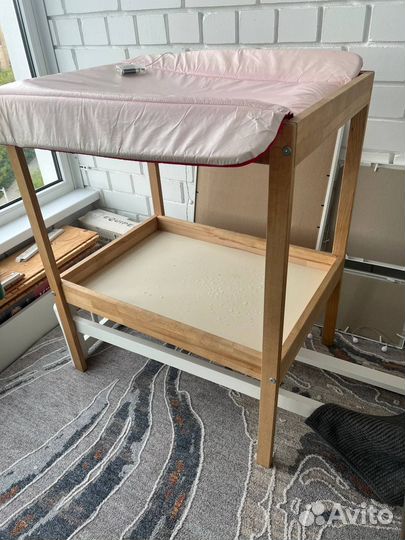 Пеленальный столик