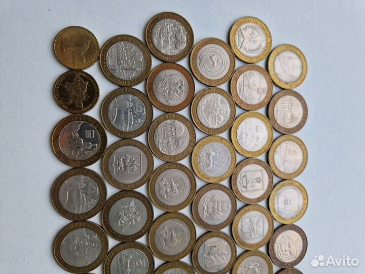 Десятирублевые монеты биметалл, два рубля монеты