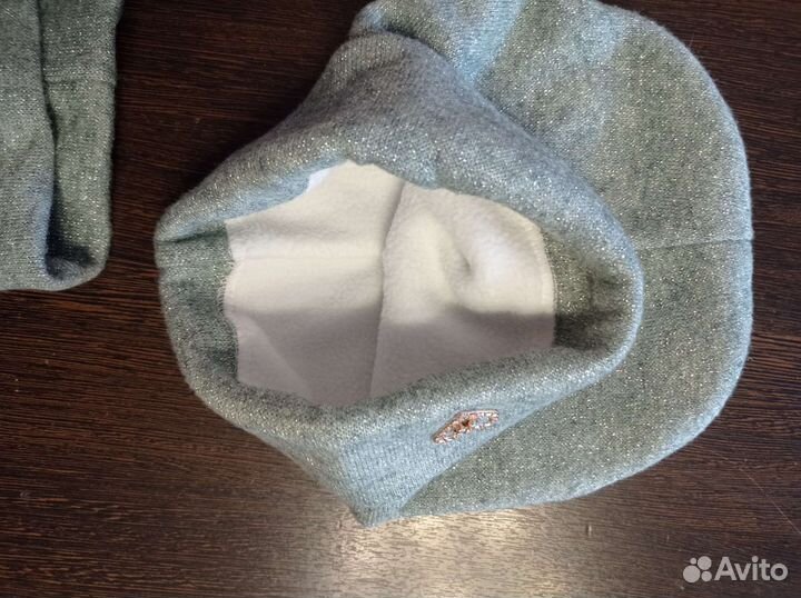 Комплект шапка и снуд новый