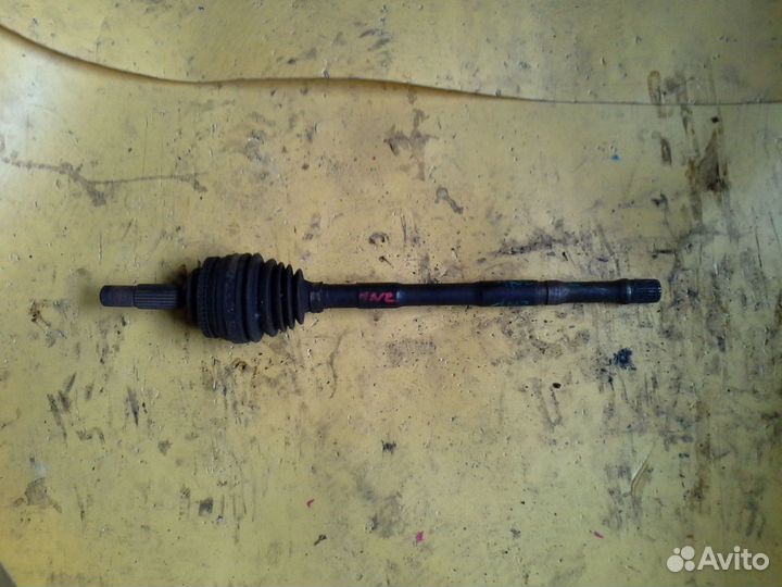 Привод передний левый на toyota funcargo NCP20 2NZ