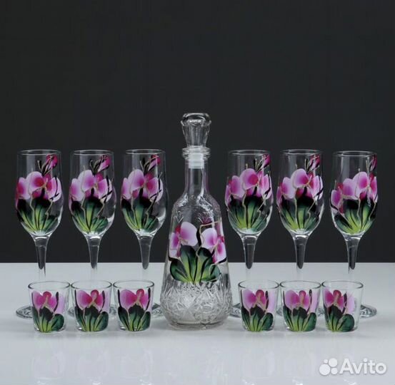 Бокалы, графин и рюмки новый набор