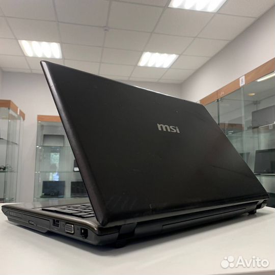 Ноутбук Msi (AMD E2/ 4gb/ Radeon 7340)