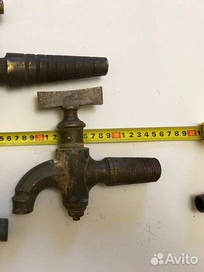 Старинные латунные краны