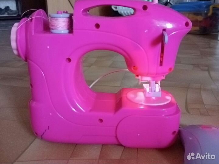Детская швейная машинка