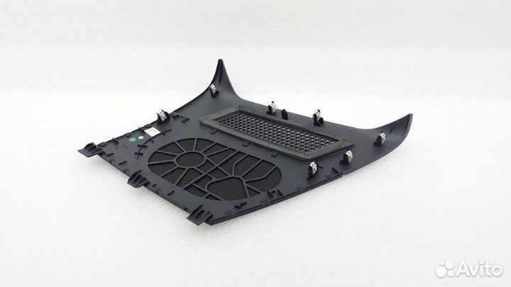 Б/У Накладка торпедо Состояние отличное, оригинал