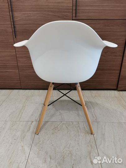 Стул-кресло Eams