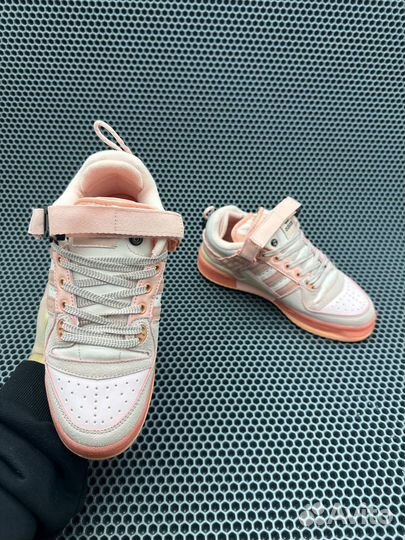 Кроссовки Adidas Forum Low x Bad Bunny Easter Egg