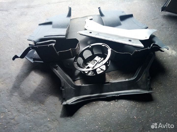 Обшивка багажника Mercedes-Benz С240 W203 M112.912