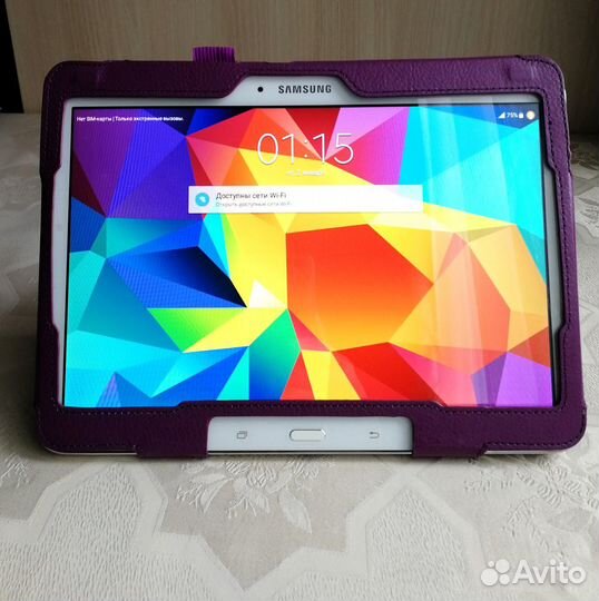 Планшет Samsung Galaxy Tab 4 (белый)