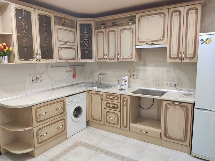 2-к. квартира, 70 м², 11/13 эт.