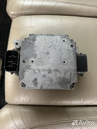 Блок управления рулевой рейкой Lexus RX400H