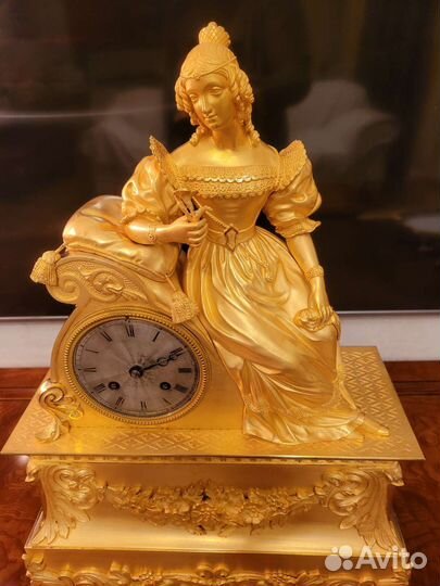 Каминные часы бронза