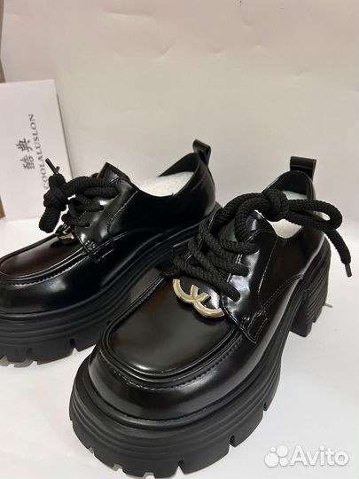 Лоферы женские