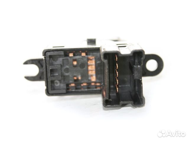 Кнопка стеклоподъемника двери Nissan Juke