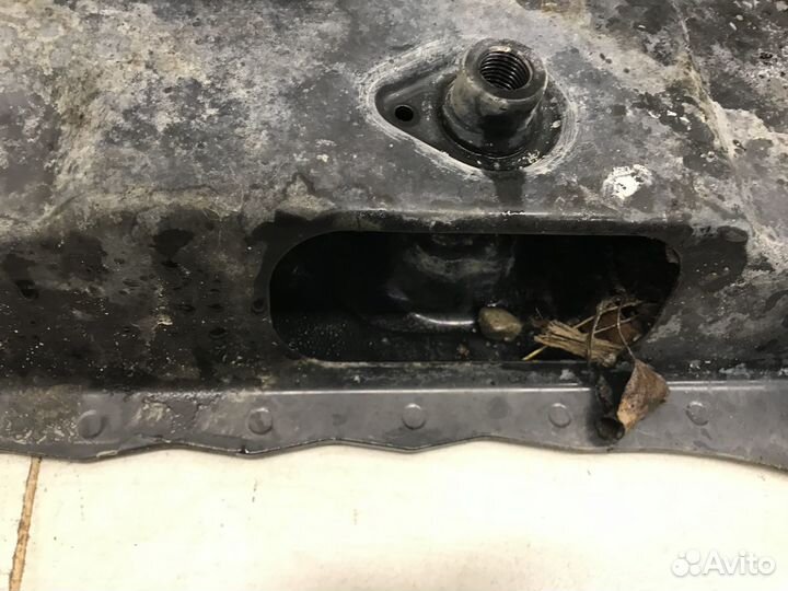 Балка подмоторная Outlander (GF) 2012