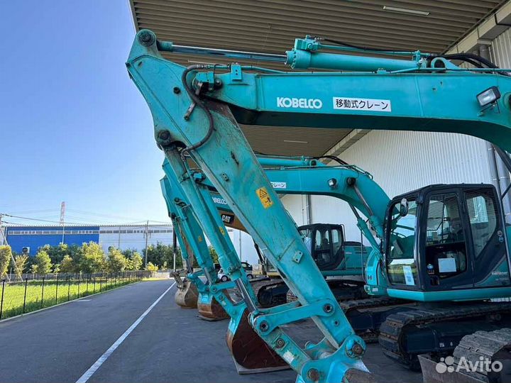 Гусеничный экскаватор Kobelco SK135SR, 2015