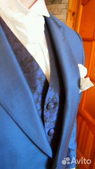 Шикарный свадебный костюм