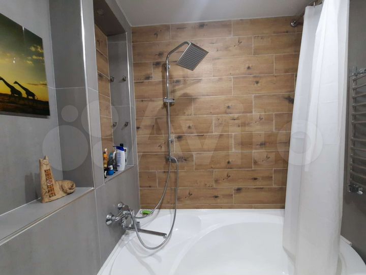 2-к. квартира, 78 м², 8/9 эт.