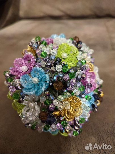Букет из бисера