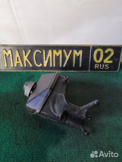 Бачок гур audi a8 D3