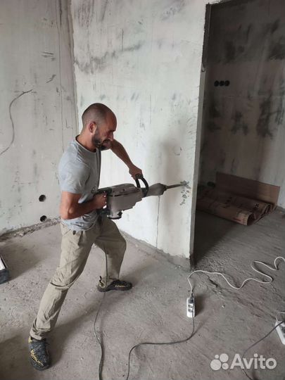 Демонтаж сантехкабины, вынос мусора