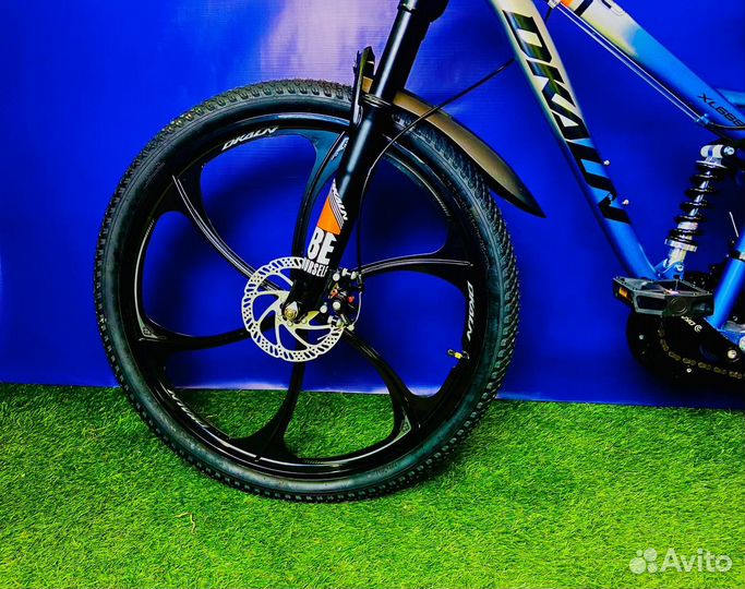 Велосипед на литых дисках женский