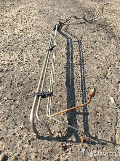 Трубка топливная Ford Focus 1 2.0 split port