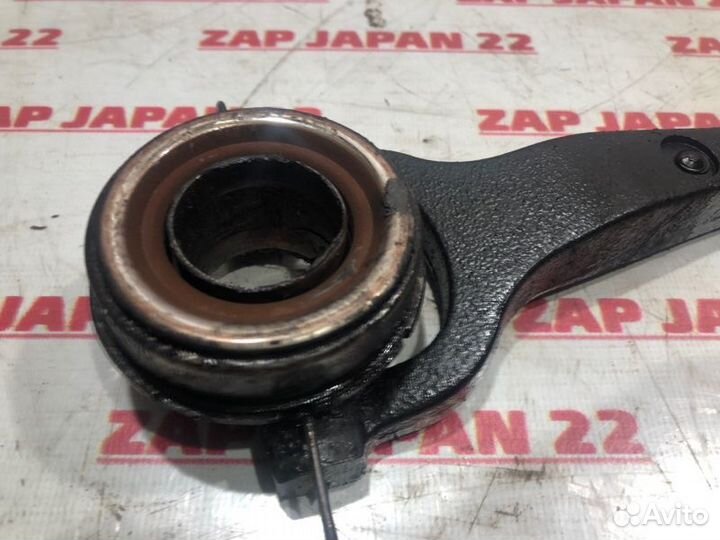 Вилка сцепления Mitsubishi Pajero Sport K94 4D56