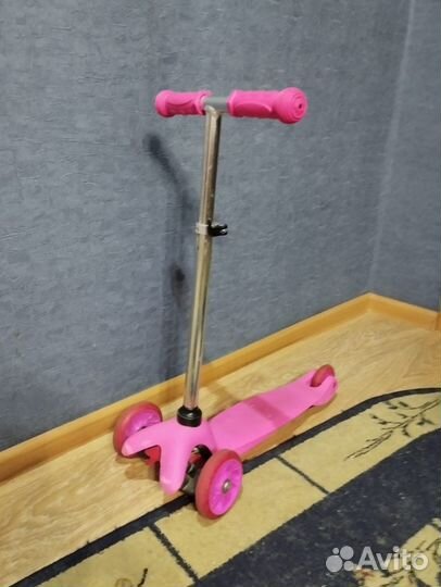 Самокат детский трехколесный