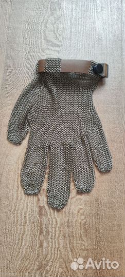 Кольчужная перчатка