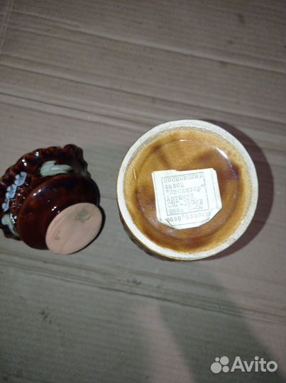 Глиняные вазы