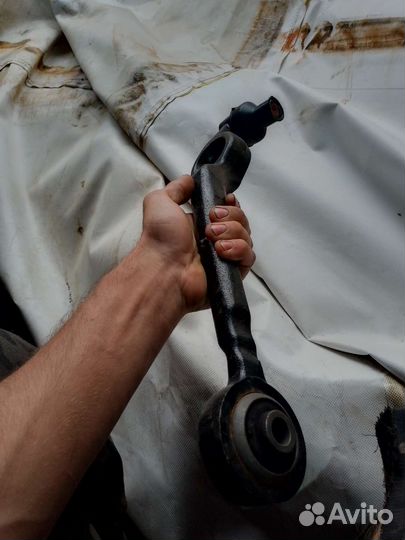 Рычаг подвески передний правый Audi/ Ауди 100/A6