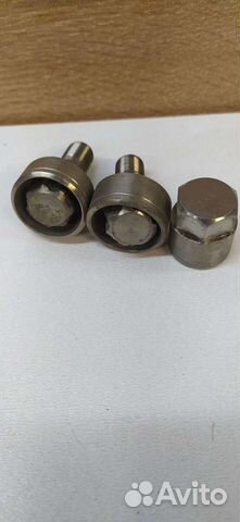 Болты, секретки на колёса для прицепа