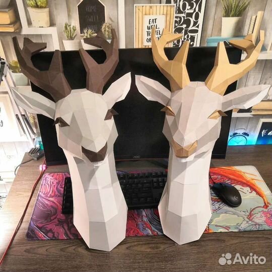 Полигональный олень - фигура из бумаги papercraft