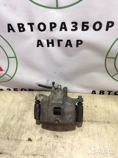 Суппорт передний правый Mitsubishi Lancer 10 CY3A