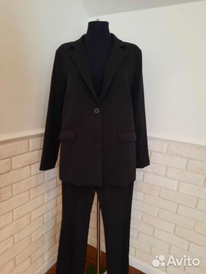 Брючный костюм женский 48-50,50-52