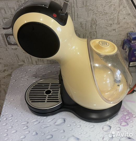 Капсульная кофемашина dolce gusto
