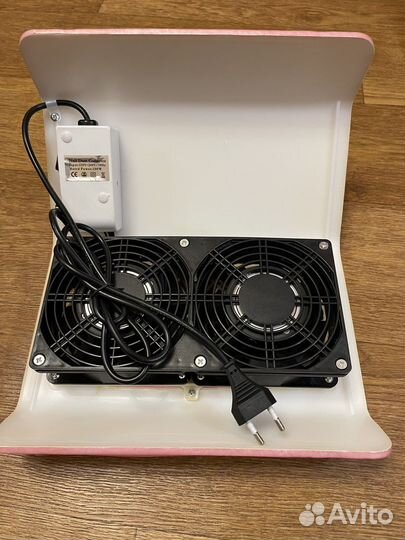 Пылесос для маникюра и педикюра