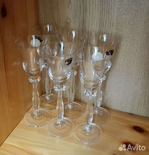 Рюмка, бокалы и стаканы