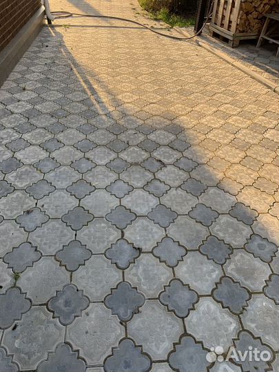 Укладка тротуарной плитки брусчатки