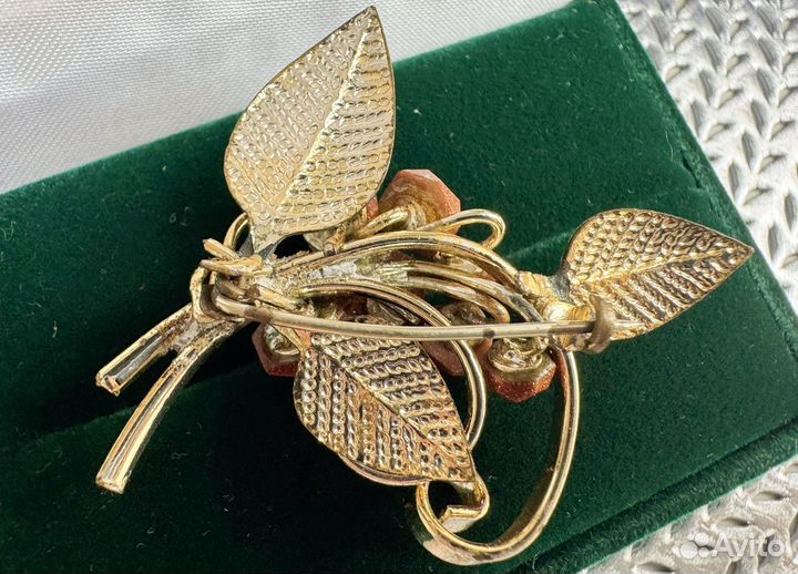 Брошь листья авантюрин Европа винтаж