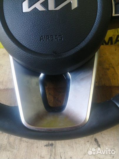 Руль Kia Cerato BD 2.0 G4NA 2021