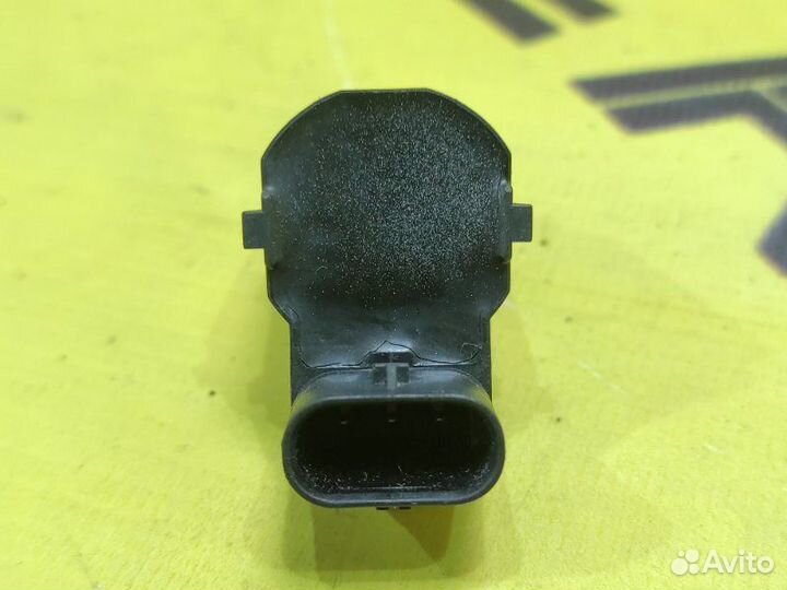 Датчик парктроника передний Bmw 5-Series F10