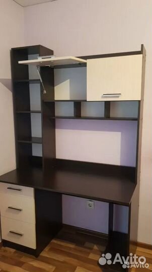 Стол компьютерный