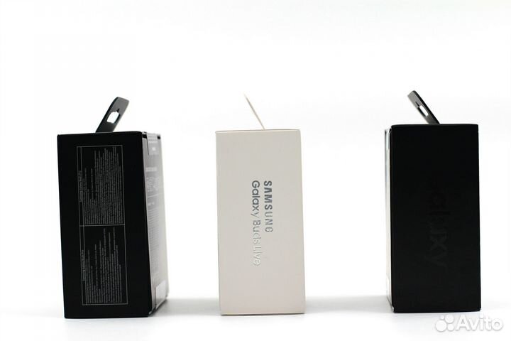 Беспроводные наушники Samsung Buds Live и Buds Pro